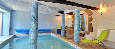 Piscine couverte, piscine chauffée