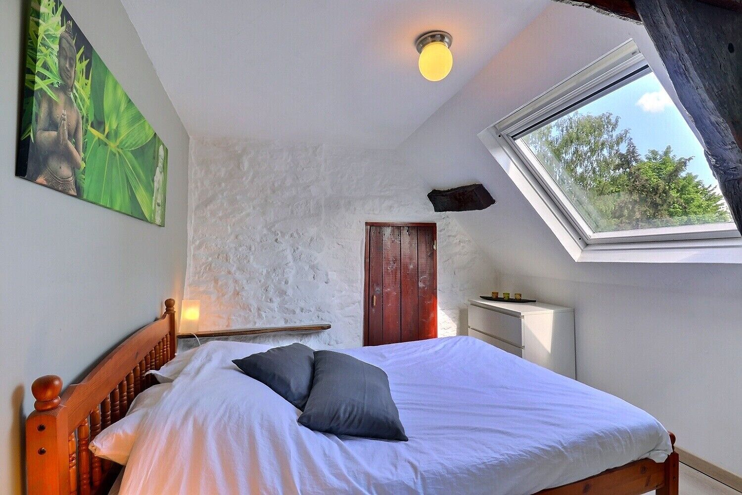 2 chambres, fer et planche à repasser, Wi-Fi gratuit, draps fournis