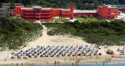 Hotel Queen of the Sea