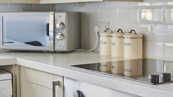 Microwave, oven, dishwasher