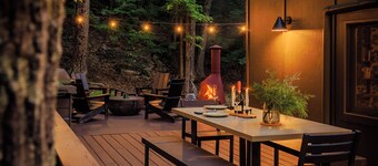 Cozy Mid-Century Retreat with Spa Hot Tub