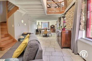 TV, fireplace, DVD player, table tennis