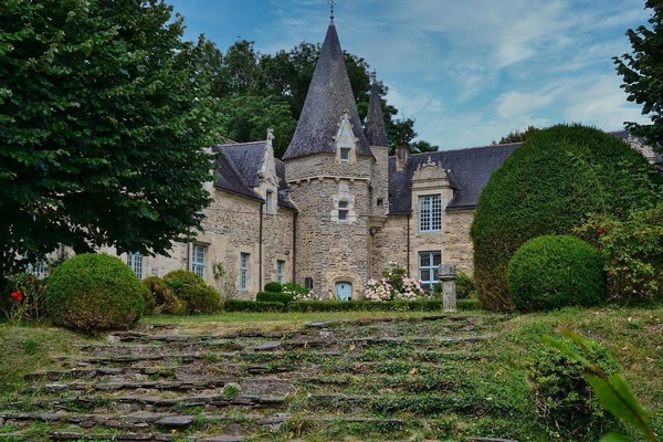 Château de Rochefort en Terre (15min)
