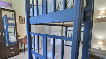 3 chambres, fer et planche Ă repasser, Wi-Fi gratuit, draps fournis