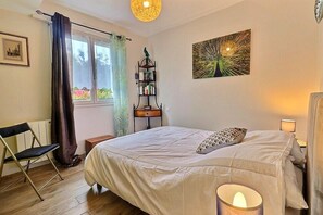 2 Schlafzimmer, Bügeleisen/Bügelbrett, kostenloses WLAN