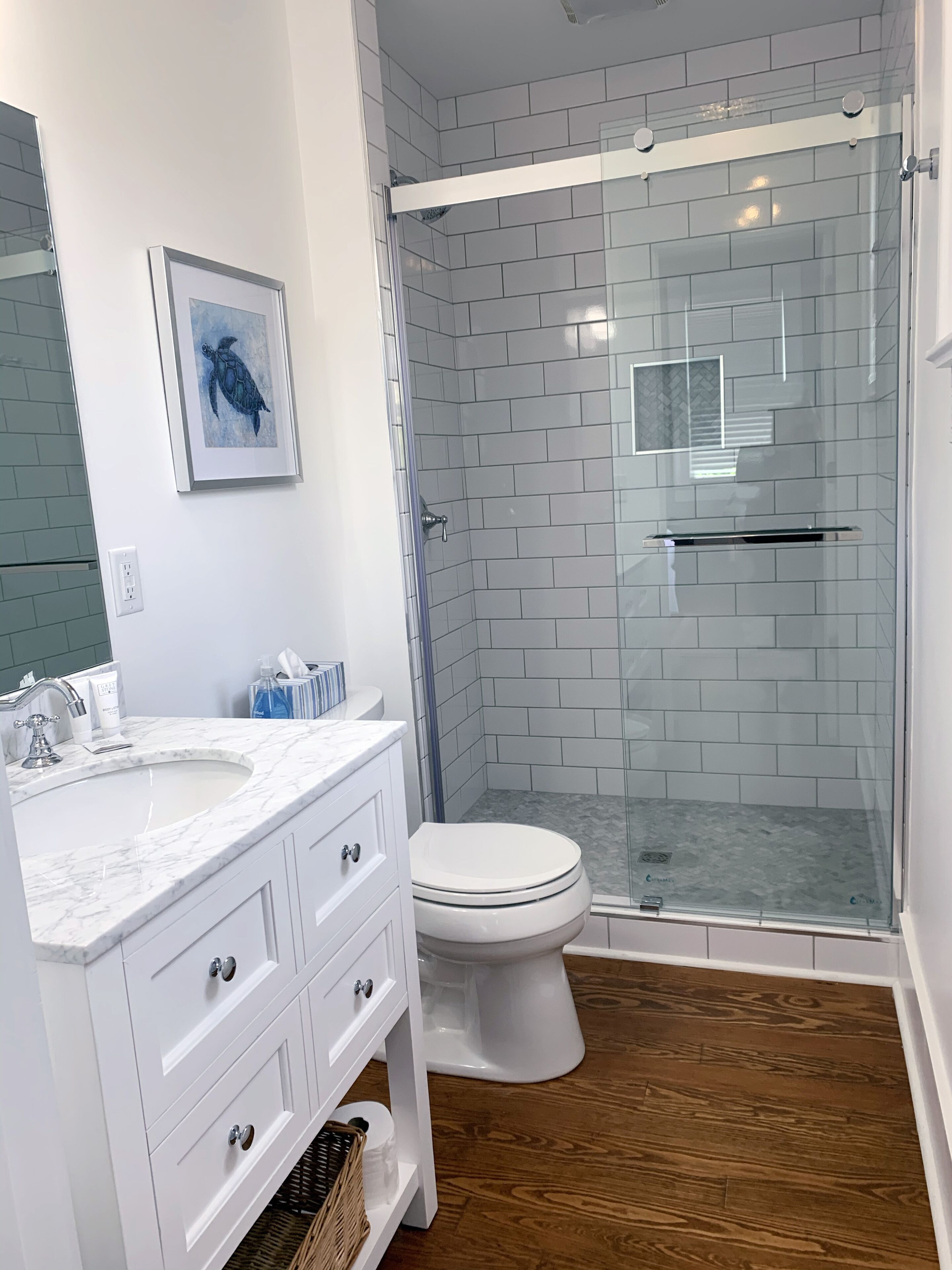 Kamar Mewah, 1 Tempat Tidur King | Kamar mandi | Shower, perlengkapan mandi gratis, pengering rambut, dan handuk