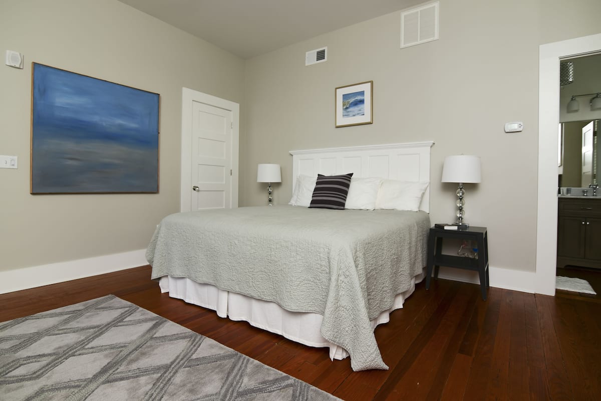 Camera Luxury, 1 letto king, vista fiume | Con stile personalizzato, con arredamento individuale