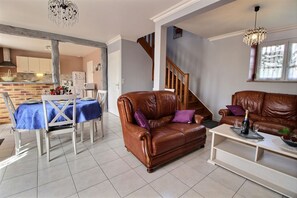 TV, DVD player, table tennis, offices