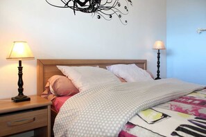 1 habitación, tabla de planchar con plancha y wifi gratis