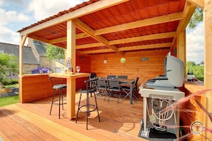Outdoor dining - Ty Coz - YVIAS - Gîte (YVIAS)