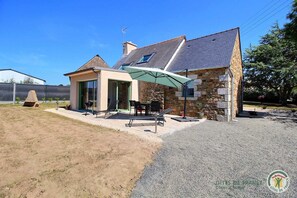 Outdoor dining - Chez Tonton Yves - Pleubian (PLEUBIAN)