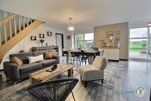 TV, ping pong, books