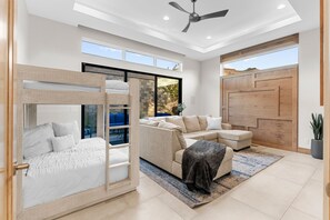 3 bedrooms, Internet, bed sheets