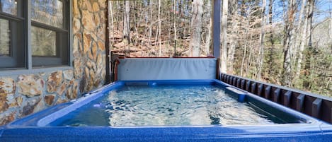 Bain à remous extérieur