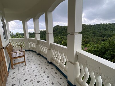 Spacious Port Antonio villa w/360° Sea & Mountain Views
