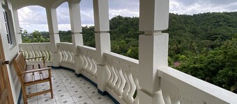 Spacious Port Antonio villa w/360° Sea & Mountain Views
