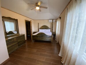 6 Schlafzimmer, Bügeleisen/Bügelbrett, Reisekinderbett, kostenloses WLAN