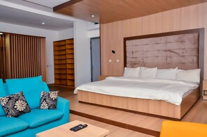 1 bedroom, desk, travel cot, free WiFi - LAS VEGAS NEVADA @ AMERICA LUXURY EXTENDED STAY (Lagos)