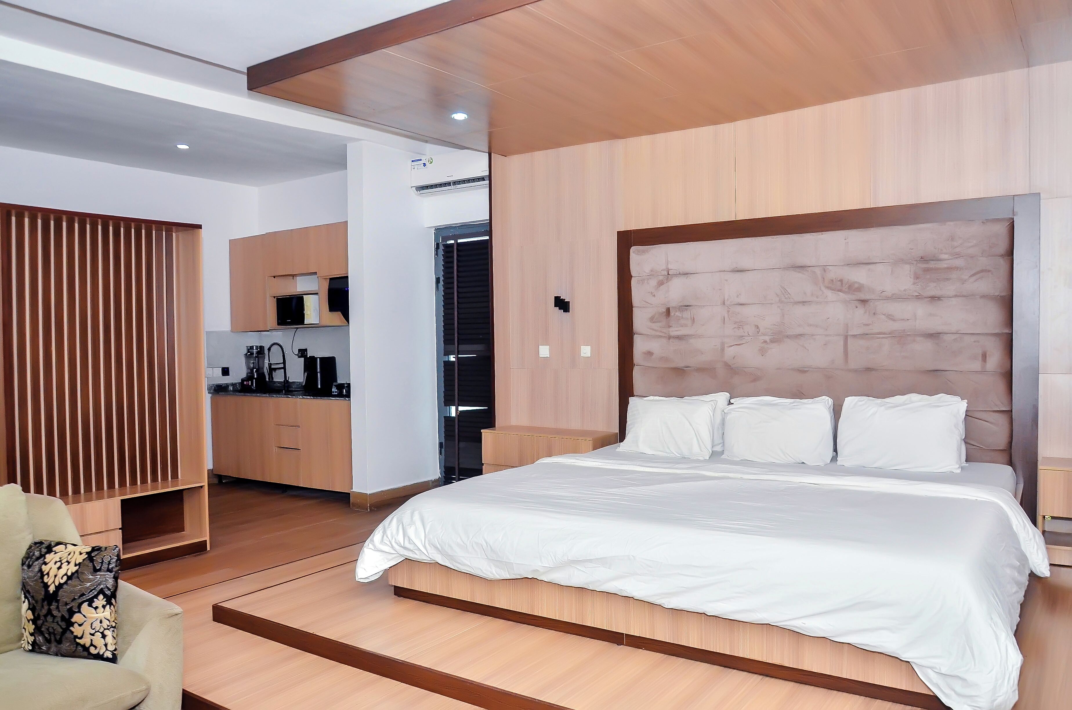 1 多间卧室、办公桌、旅行婴儿床、免费 WiFi