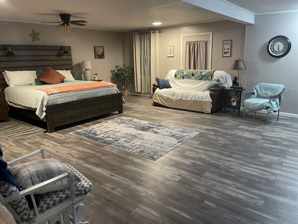 6 間睡房、書桌、熨斗/熨衫板、免費 Wi-Fi