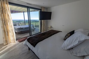 4 camere, una cassaforte in camera, ferro/asse da stiro