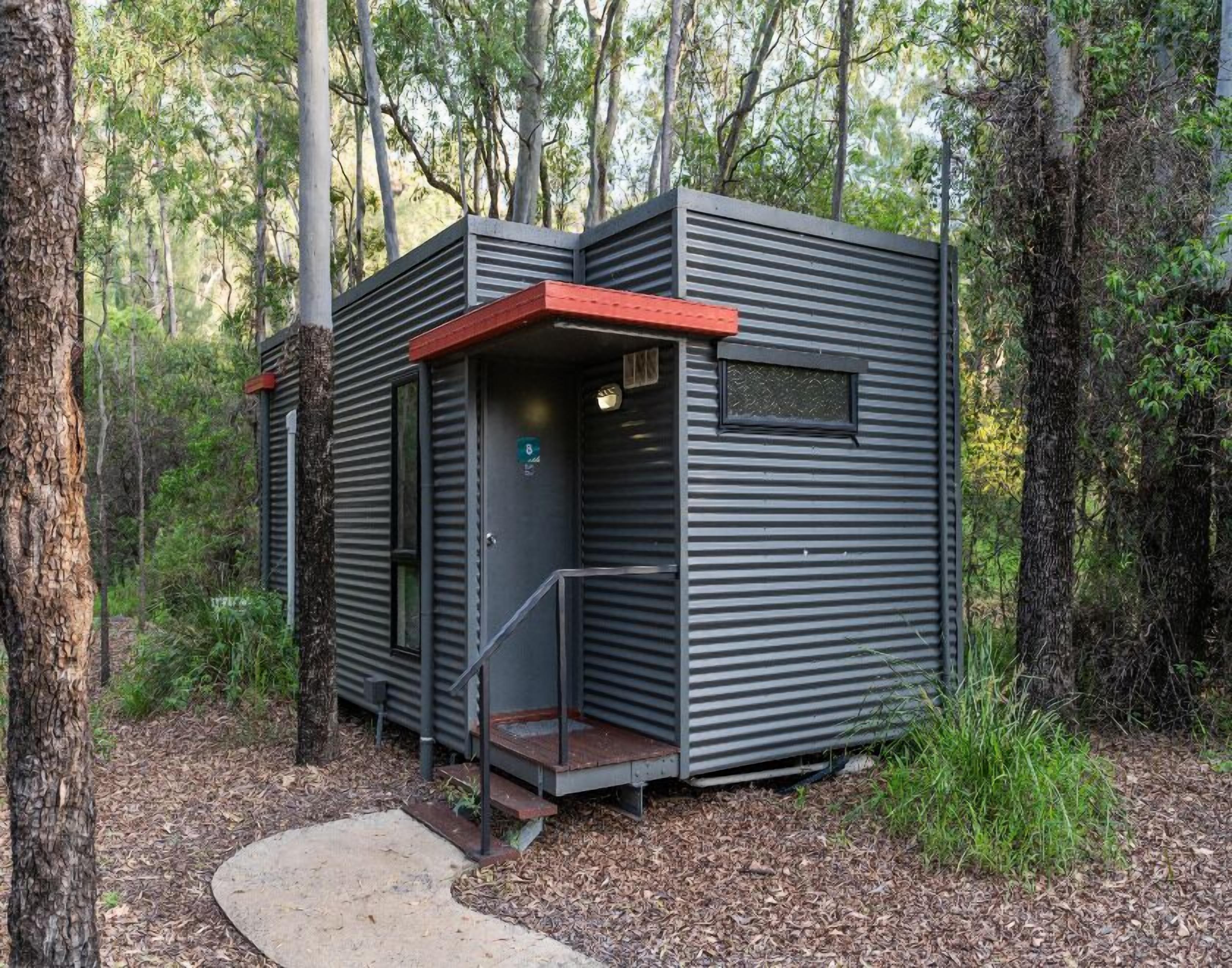 Studio Cabin - 2 Berth | Down comforters, bed sheets