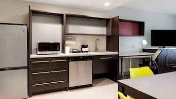1 habitación, caja de seguridad en la habitación y ropa de cama
