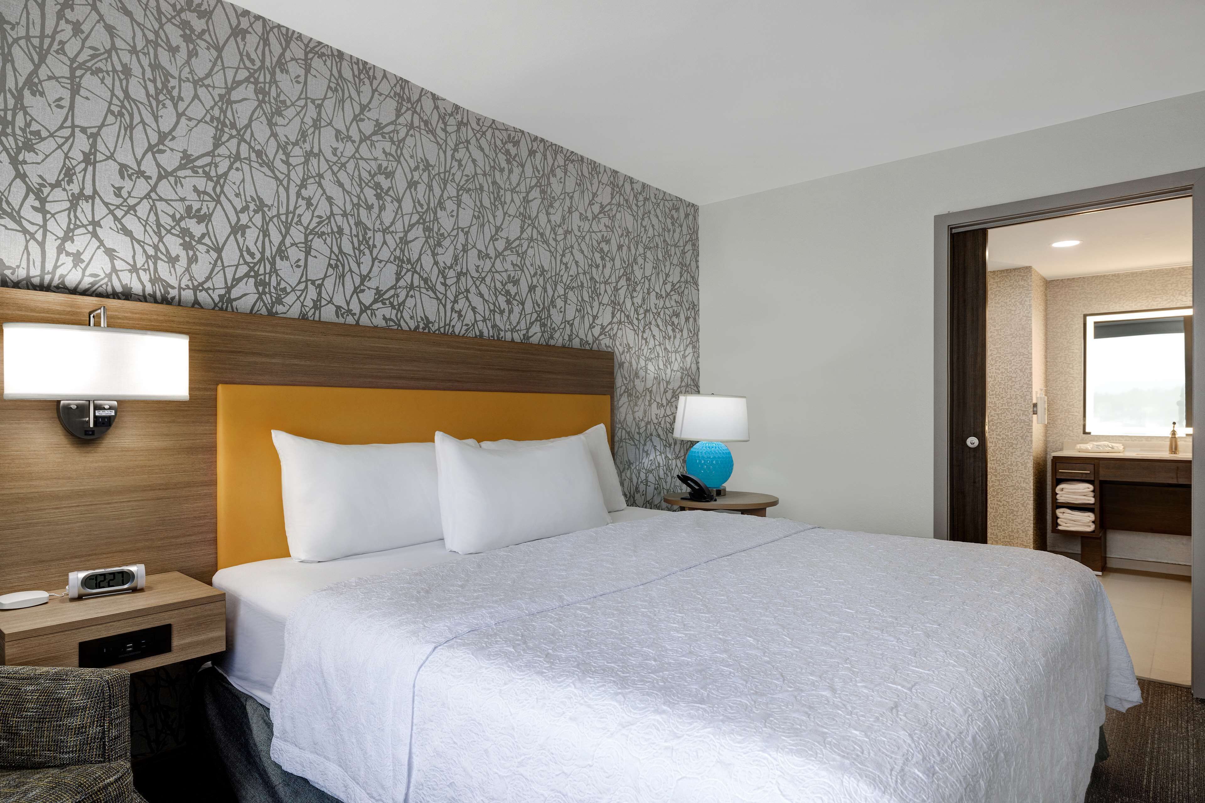 1 bedroom, in-room safe, bed sheets