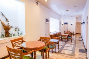 Dining - Hotel Utari Dago (Bandung)
