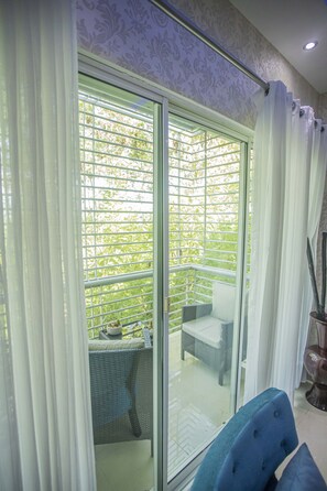 スマートテレビ、ステレオ