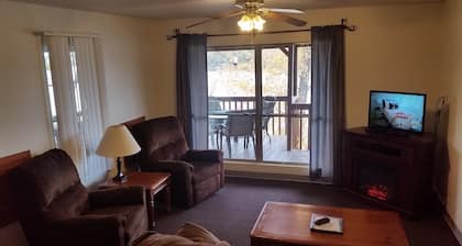 Cozy Lakefront with Fireplace at Marina