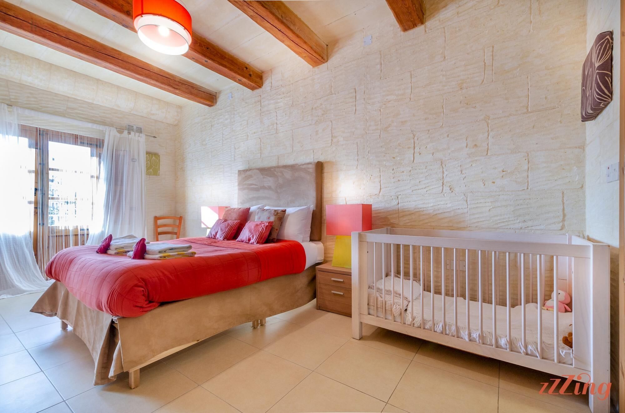 Foto - A Popular Pet Friendly Villa with a Pool, Gozo