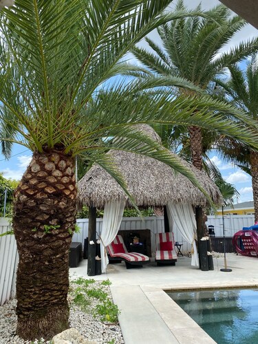 
🌴 Luxe 🌴Superhost🌴Solo & Couples Escape 🌴