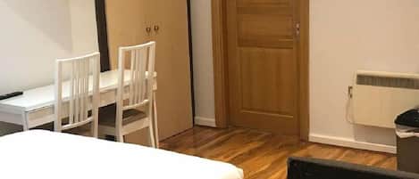 Internet, bed sheets