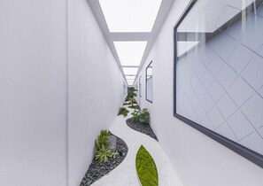 Property grounds - Holiday Inn Express Shanghai Xuhui Binjiang (Shanghai)