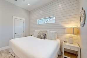 4 Schlafzimmer, Bügeleisen/Bügelbrett, Internetzugang, Bettwäsche