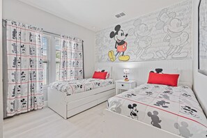 4 bedrooms, free WiFi, bed sheets