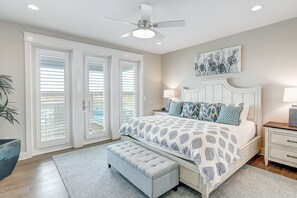 4 Schlafzimmer, Bügeleisen/Bügelbrett, Internetzugang, Bettwäsche