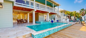 Waterfront Living at Its Best | Cabana, Private Dock, Hot tub and Pool