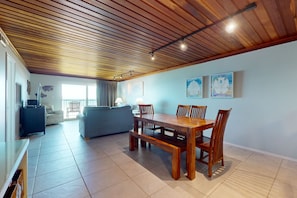 Interior - Beachfront Condo w/ Pool, Balcony & Stunning Gulf Views - Steps to Beach (South Padre Island)