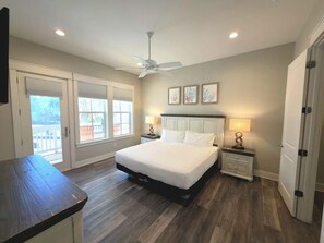3 chambres, fer et planche à repasser, Internet gratuit, draps fournis