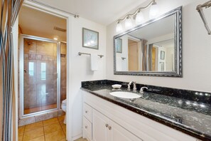 Hair dryer, towels