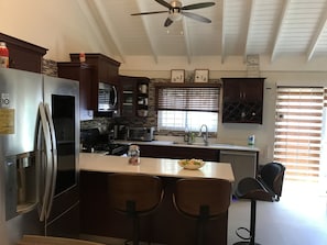 Fridge, microwave, oven, stovetop - Sweet Oasis - gated with 24/hr security/ swimming pool/ free access to beach  (Saint Ann's Bay)
