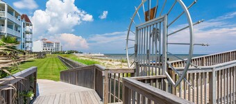 Relaxing Beachfront Condo w/ Pool & Hot Tub