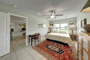 2 bedrooms, iron/ironing board, bed sheets