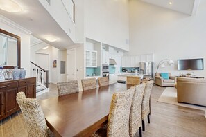 Interior - Gulf-View Palmilla Resort Condo | Pool, On-Site Dining & Beach Boardwalk (Port Aransas)