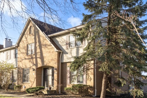 Spacious 2 bedroom condo with finished basement