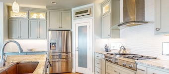 Premier Gulf-Front Luxury Rental in Port Aransas with Private Pool, Beach Access