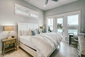 3 habitaciones, escritorio, tabla de planchar con plancha y internet 