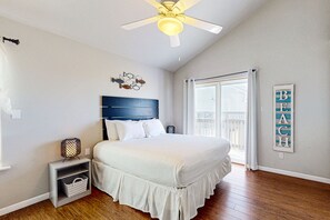 3 Schlafzimmer, Bügeleisen/Bügelbrett, Internetzugang, Bettwäsche